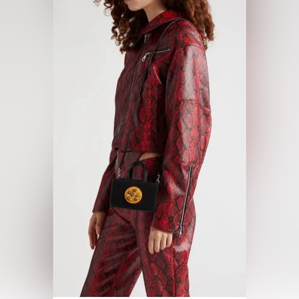 Puppets and Puppets Mini Cookie Top Handle Black Bag - Picture 2 of 14